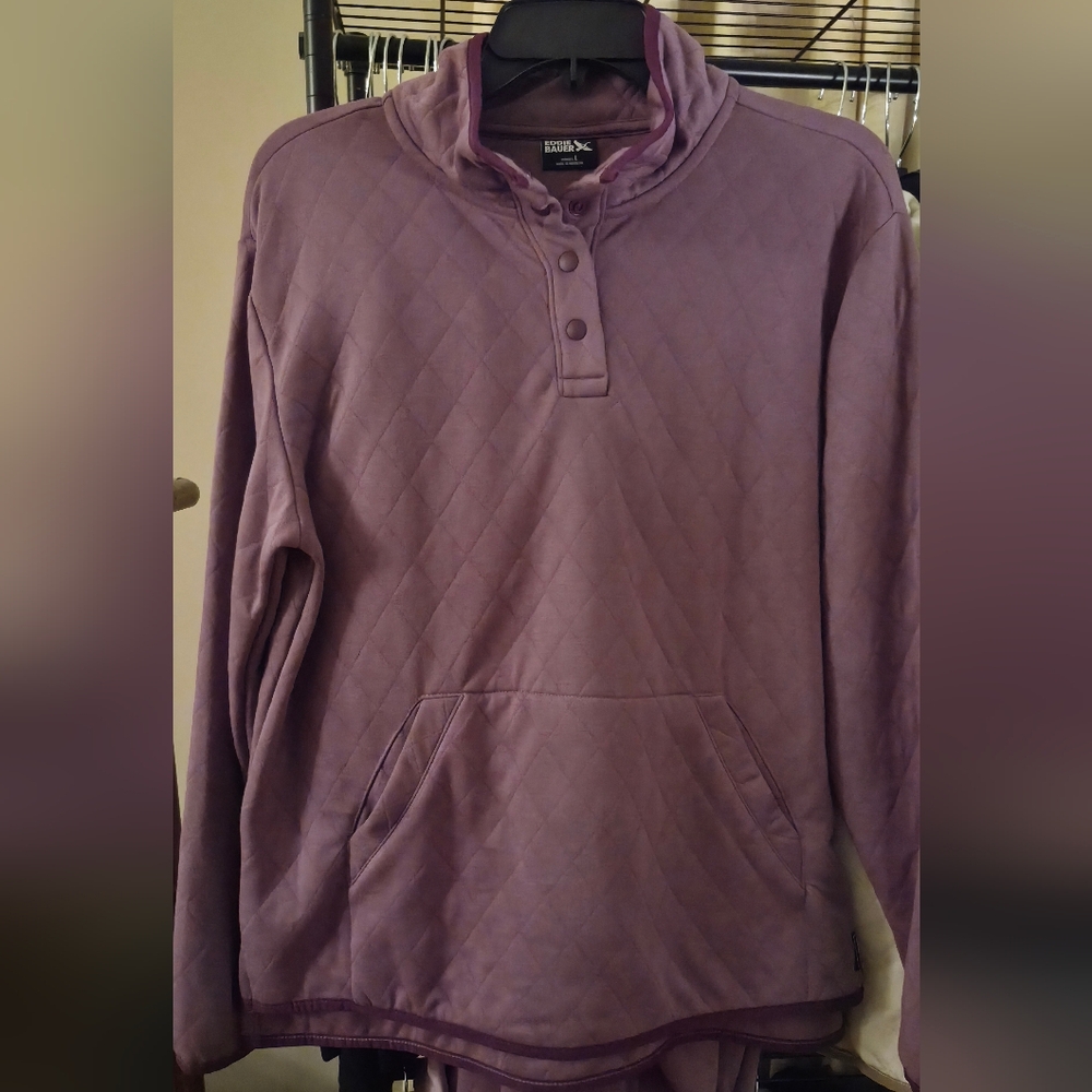 Eddie Bauer Women's Plum Quilted Top With Kangaroo Pocket